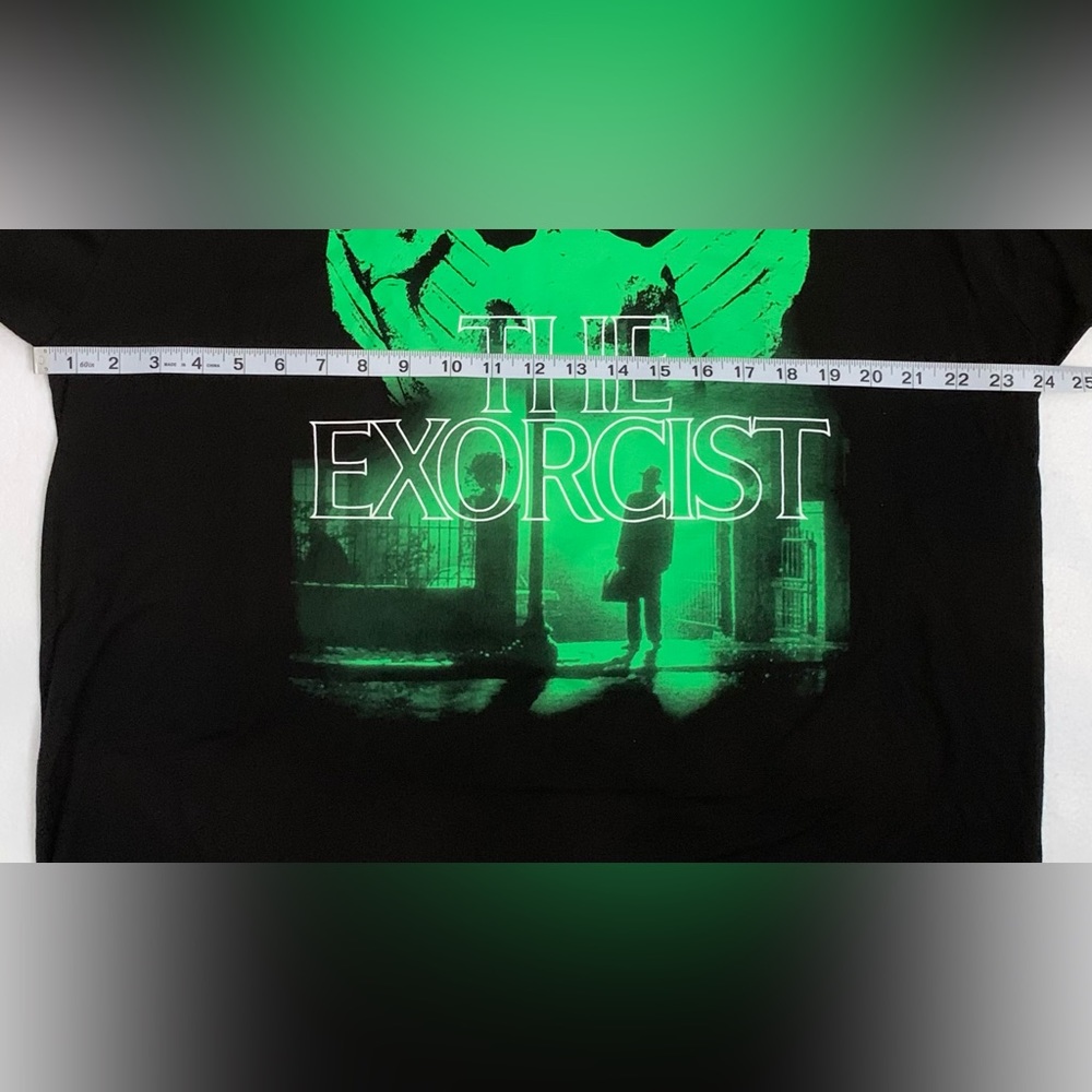 The Exorcist Size XL Men's Graphic T-Shirt - Picture 9 of 9